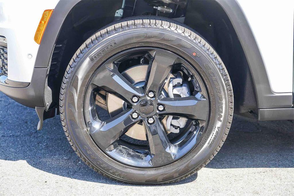 new 2025 Jeep Grand Cherokee L car, priced at $48,415