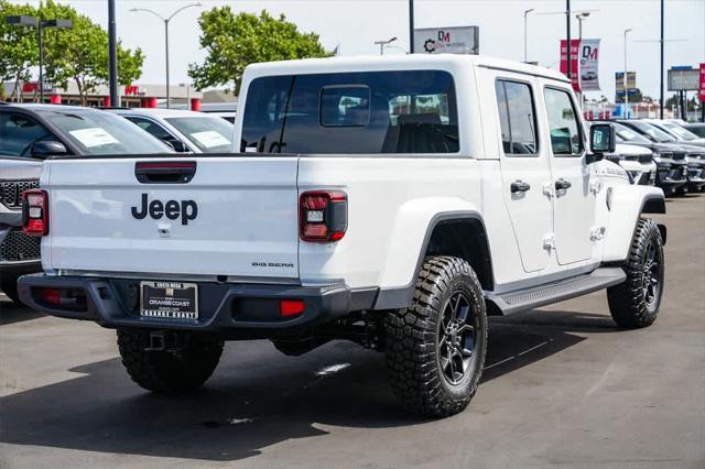 new 2025 Jeep Gladiator car, priced at $46,040