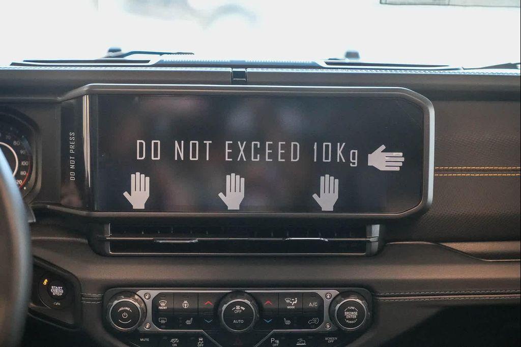 new 2025 Jeep Wrangler car, priced at $99,580