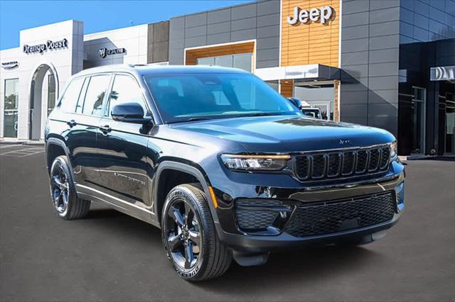 new 2025 Jeep Grand Cherokee car, priced at $43,675