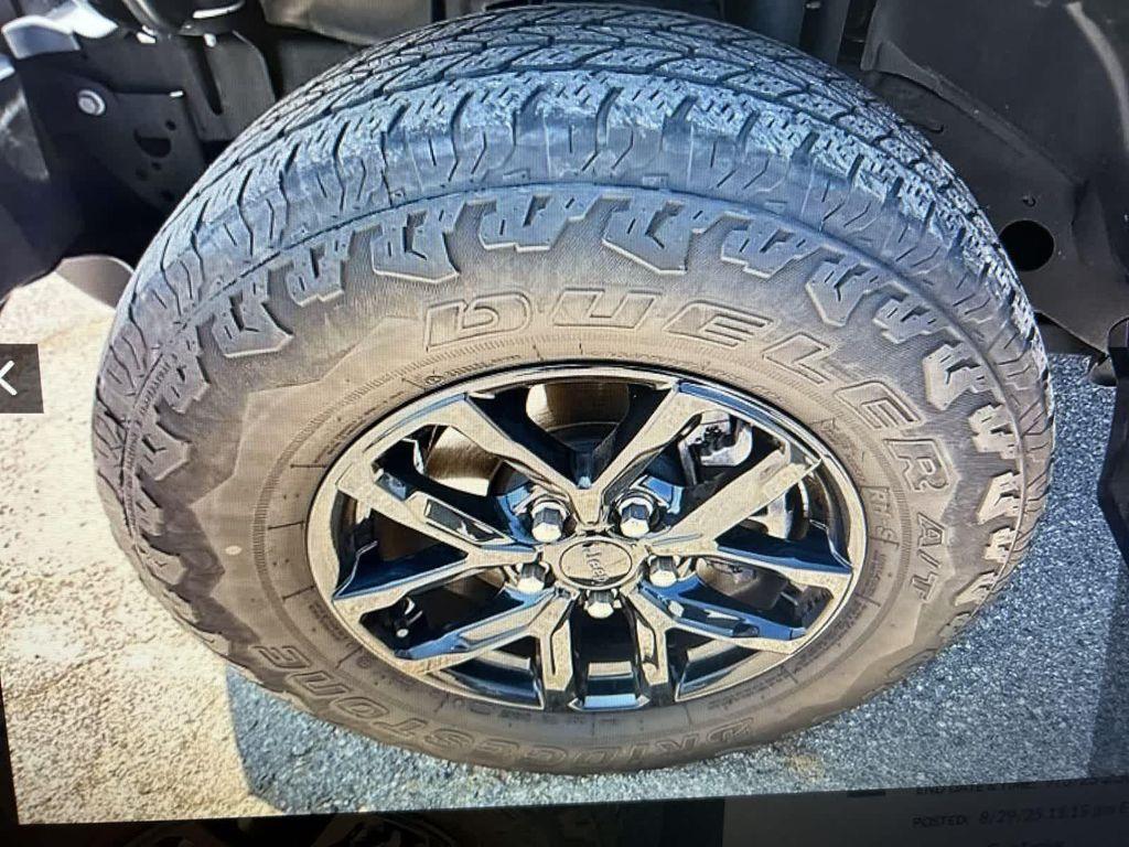 used 2022 Jeep Gladiator car, priced at $33,979