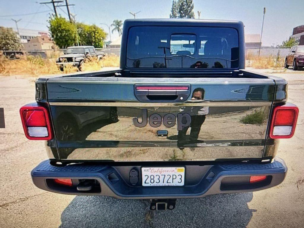 used 2022 Jeep Gladiator car, priced at $33,979