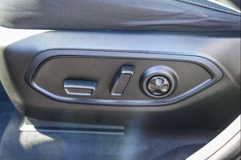 used 2022 Jeep Grand Cherokee L car, priced at $29,972