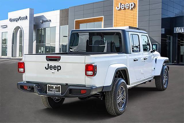 new 2024 Jeep Gladiator car, priced at $35,139