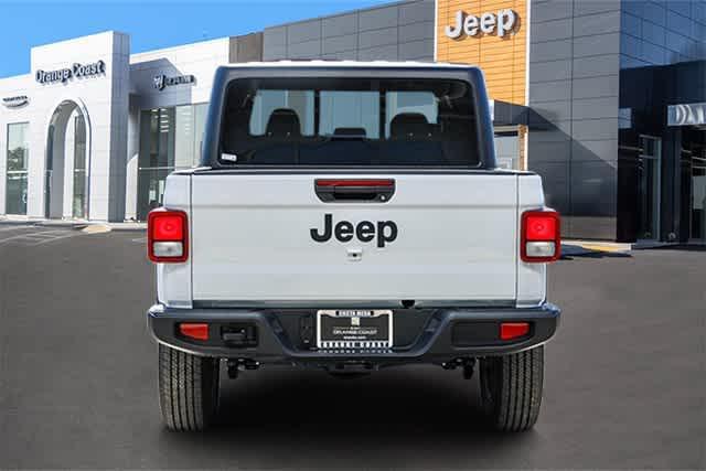 new 2024 Jeep Gladiator car, priced at $35,139