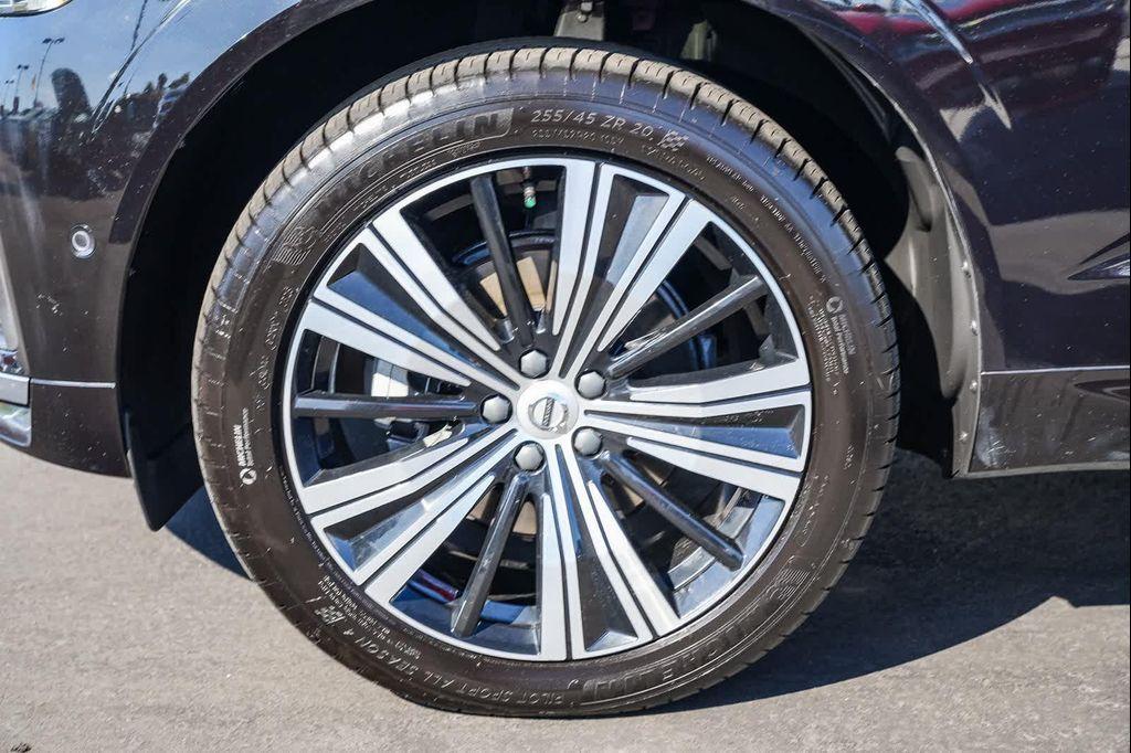 used 2023 Volvo XC60 car, priced at $27,972