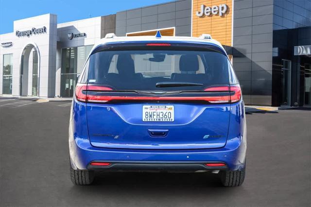 used 2021 Chrysler Pacifica Hybrid car, priced at $32,991