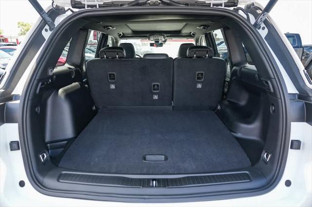 new 2025 Jeep Grand Cherokee car, priced at $46,696