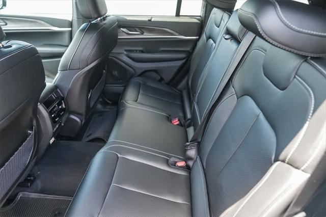 new 2025 Jeep Grand Cherokee car, priced at $46,696