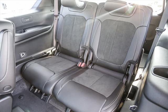 new 2025 Jeep Grand Cherokee L car, priced at $39,992