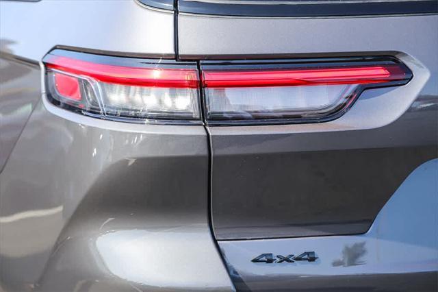 new 2025 Jeep Grand Cherokee L car, priced at $39,992