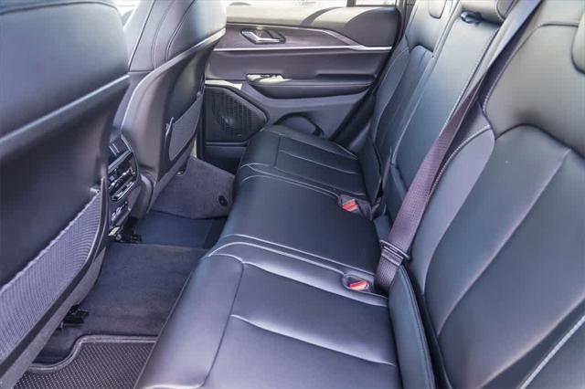 new 2025 Jeep Grand Cherokee car, priced at $38,314
