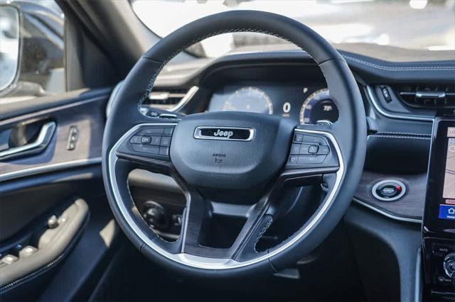 new 2025 Jeep Grand Cherokee car, priced at $38,314