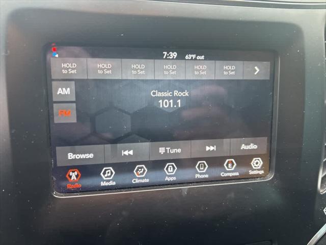 used 2019 Jeep Cherokee car, priced at $9,971
