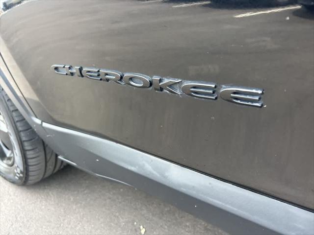 used 2016 Jeep Cherokee car, priced at $12,995