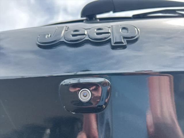 used 2016 Jeep Cherokee car, priced at $12,995