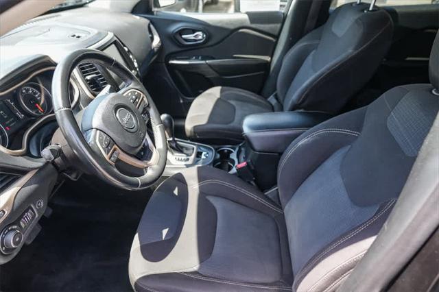 used 2016 Jeep Cherokee car, priced at $11,114