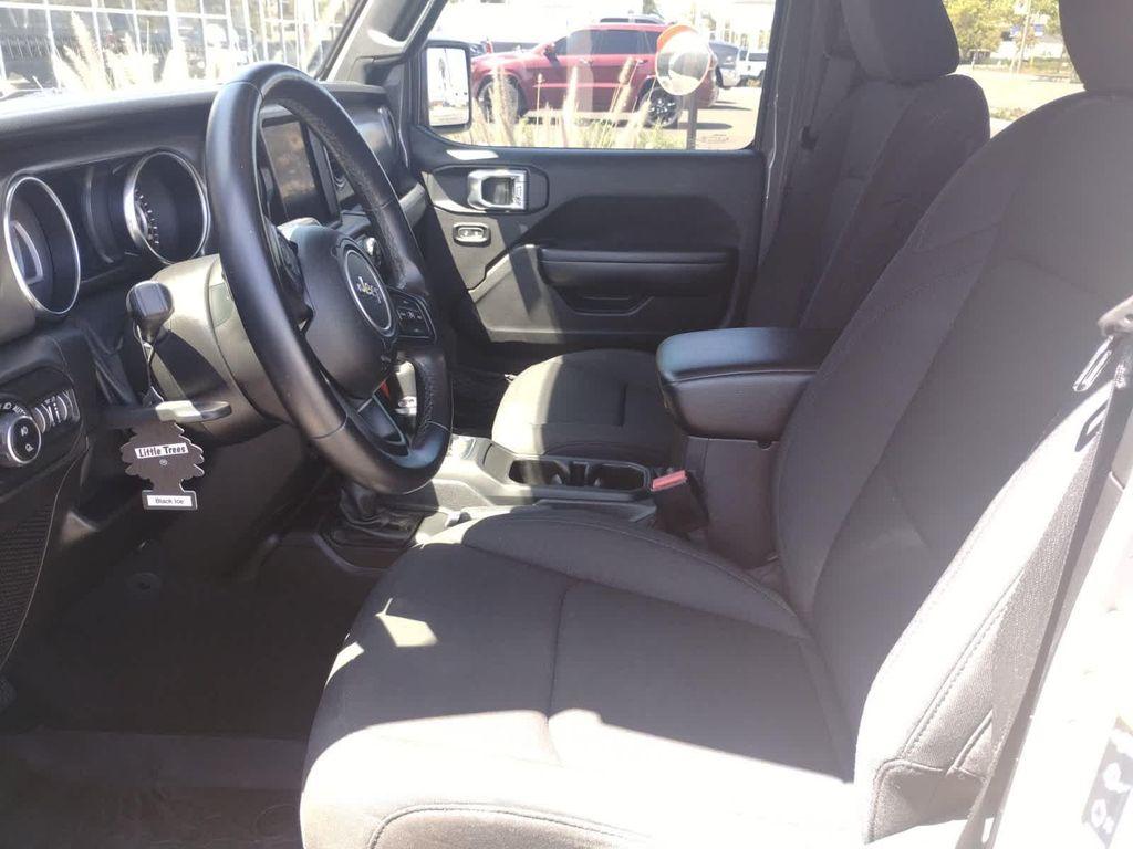 used 2021 Jeep Gladiator car, priced at $32,790