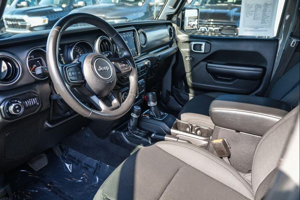 used 2021 Jeep Gladiator car, priced at $32,790
