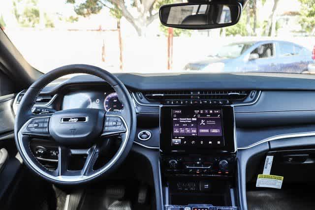 new 2024 Jeep Grand Cherokee car, priced at $42,124