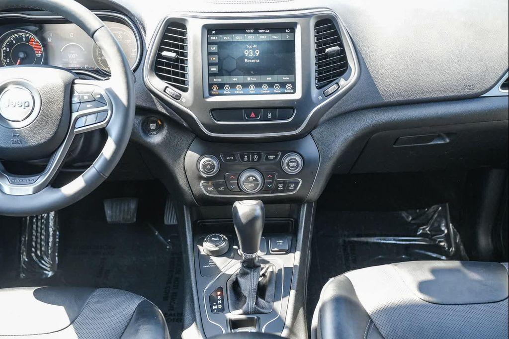 used 2022 Jeep Cherokee car, priced at $22,561