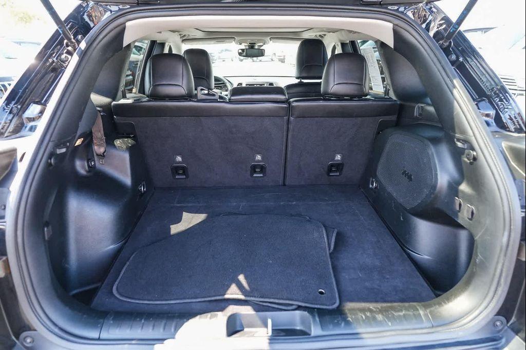 used 2022 Jeep Cherokee car, priced at $22,561