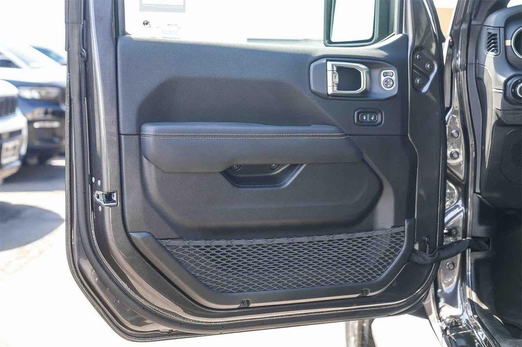 new 2025 Jeep Wrangler car, priced at $50,145