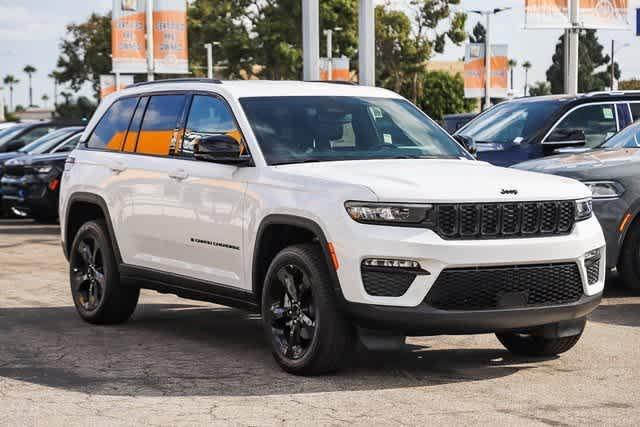 new 2024 Jeep Grand Cherokee car, priced at $45,249