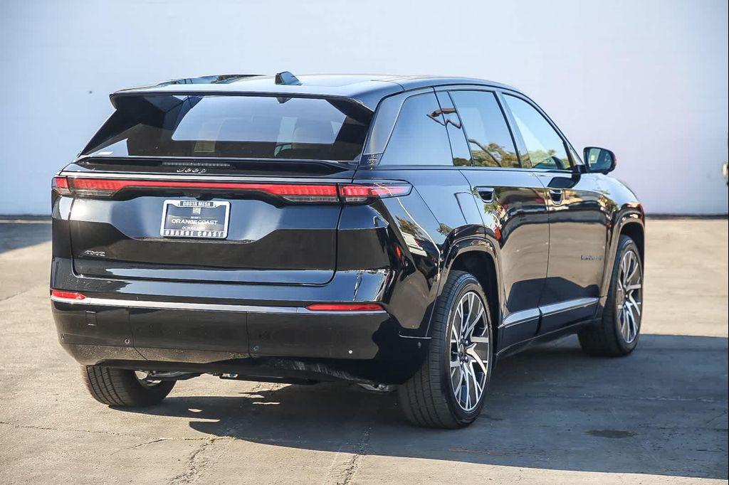 new 2025 Jeep Wagoneer S car, priced at $44,040