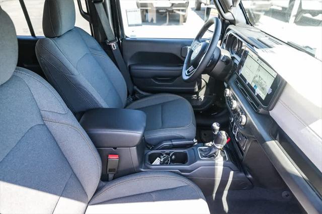 new 2025 Jeep Wrangler car, priced at $42,654