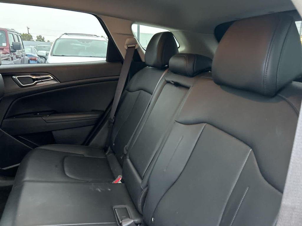 used 2023 Kia Sportage Hybrid car, priced at $24,972