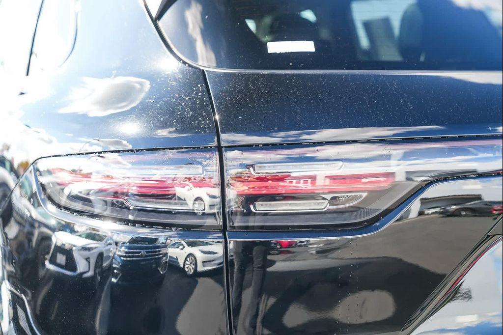 used 2019 Porsche Cayenne car, priced at $38,484