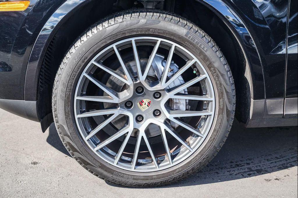 used 2019 Porsche Cayenne car, priced at $38,484