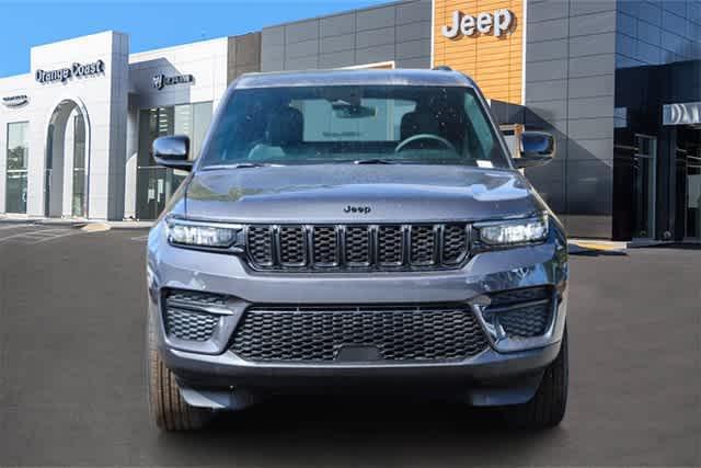 new 2024 Jeep Grand Cherokee car, priced at $44,679