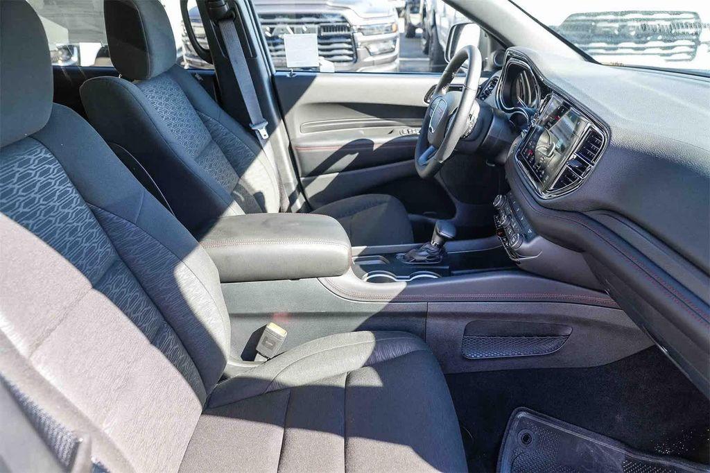 new 2025 Dodge Durango car, priced at $38,075