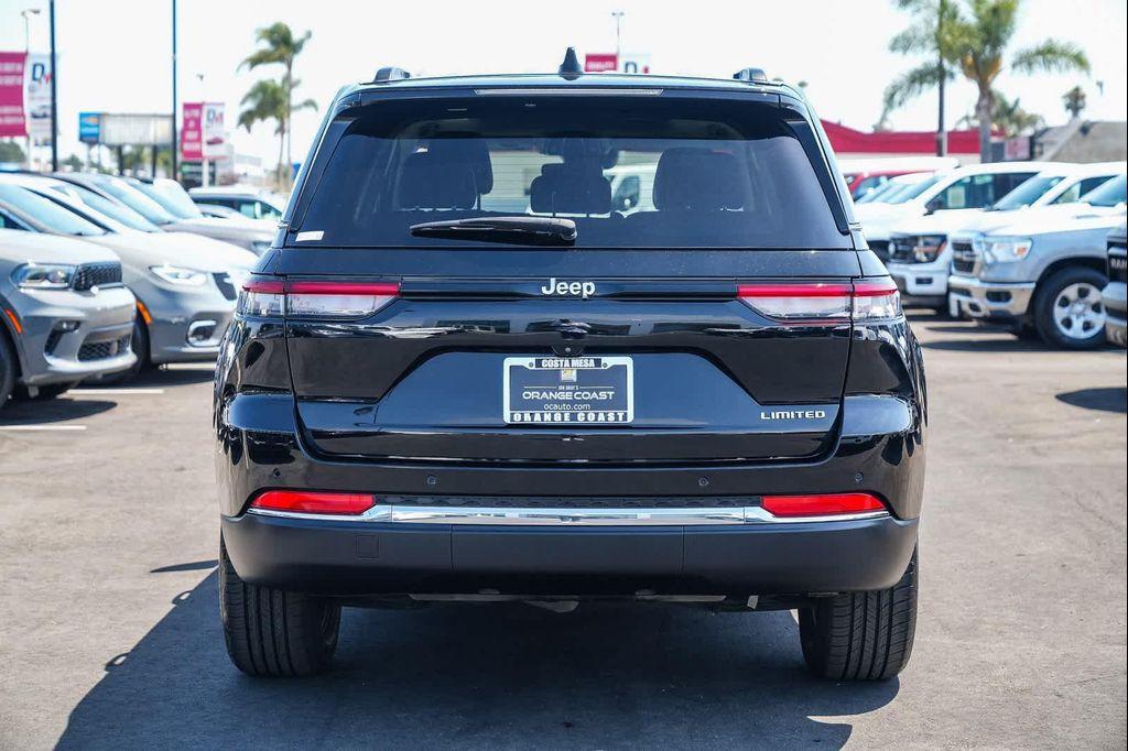 used 2022 Jeep Grand Cherokee car, priced at $31,423
