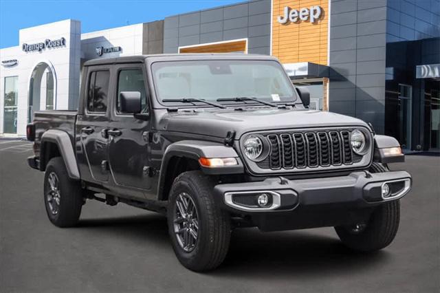 new 2024 Jeep Gladiator car, priced at $35,572