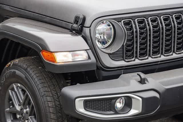 new 2024 Jeep Gladiator car, priced at $35,572