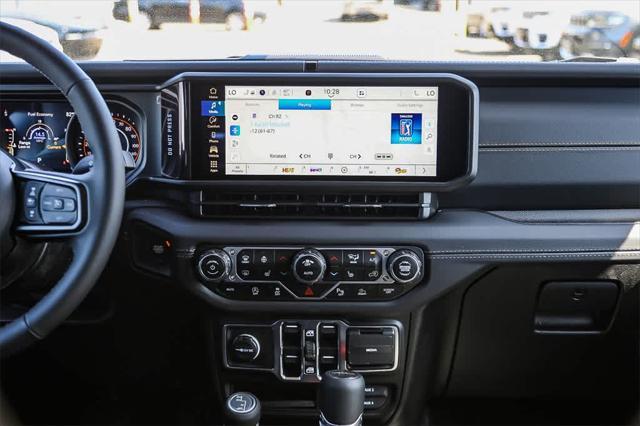 new 2025 Jeep Gladiator car, priced at $49,660