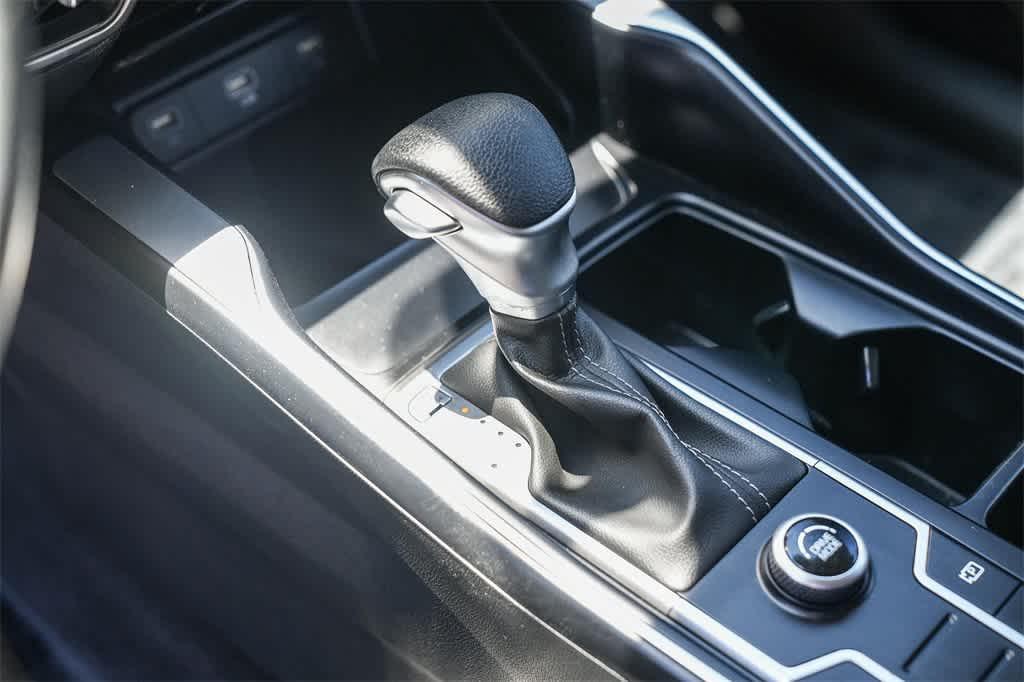 used 2023 Kia Sorento car, priced at $21,733