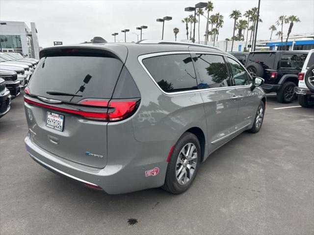 used 2023 Chrysler Pacifica car, priced at $39,972