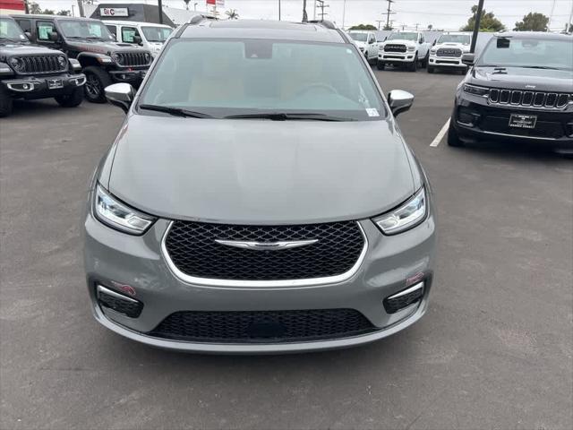 used 2023 Chrysler Pacifica car, priced at $39,972