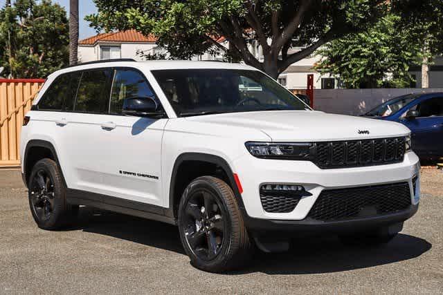 new 2024 Jeep Grand Cherokee car, priced at $45,249