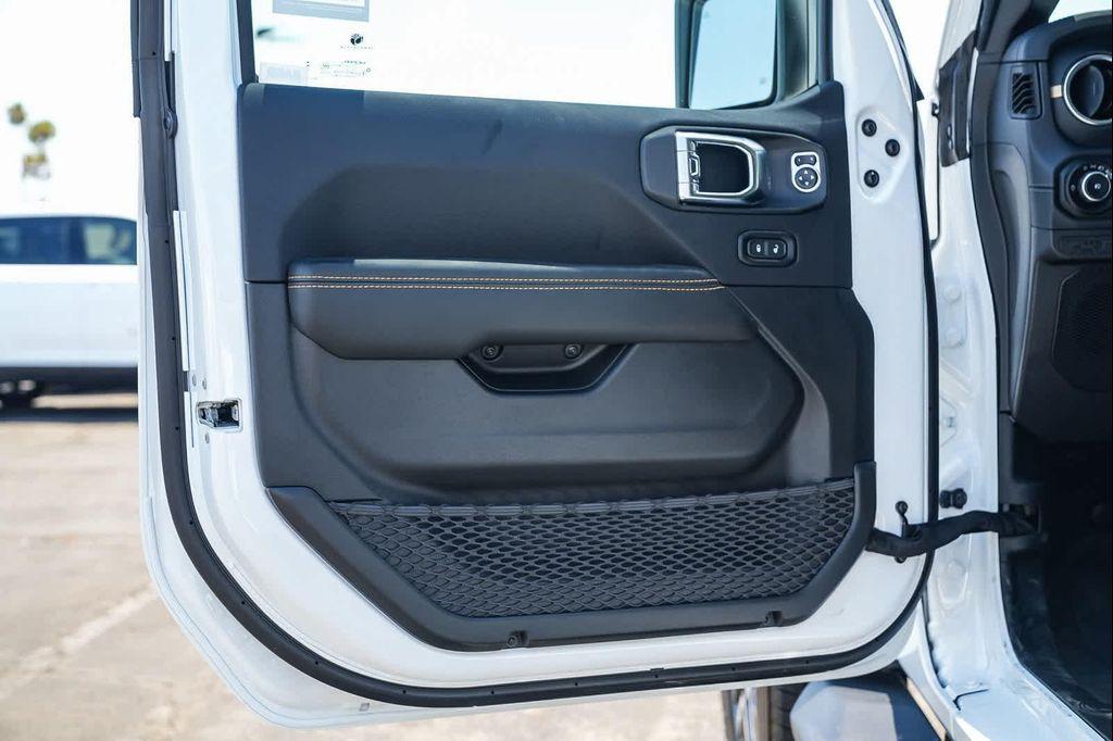 new 2025 Jeep Wrangler car, priced at $55,855