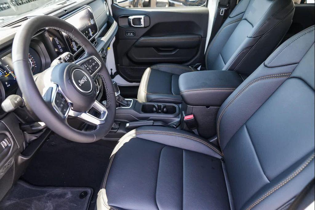 new 2025 Jeep Wrangler car, priced at $45,530