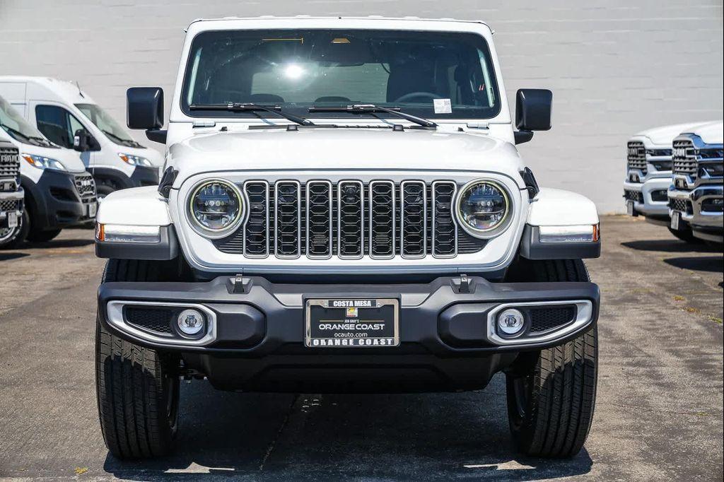 new 2025 Jeep Wrangler car, priced at $45,530