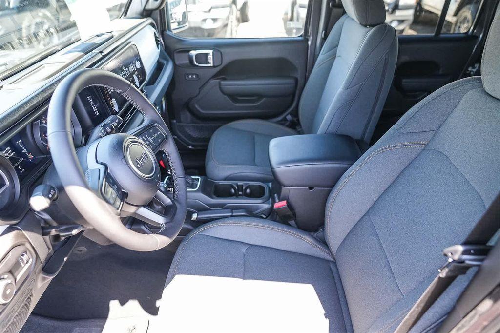 new 2025 Jeep Wrangler car, priced at $40,970