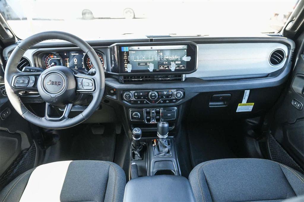 new 2025 Jeep Wrangler car, priced at $40,970