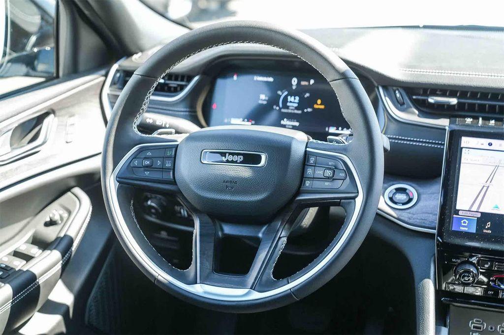 new 2025 Jeep Grand Cherokee L car, priced at $48,415