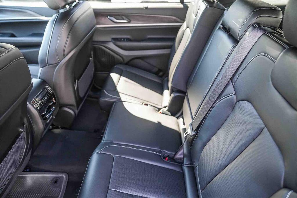 new 2025 Jeep Grand Cherokee L car, priced at $48,415